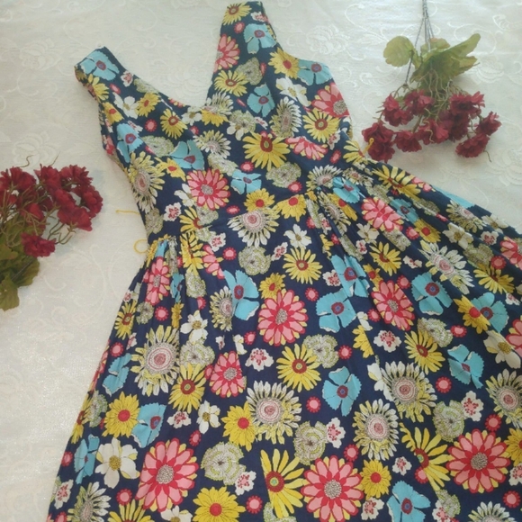 Modcloth Dresses & Skirts - Modcloth dress 1960s